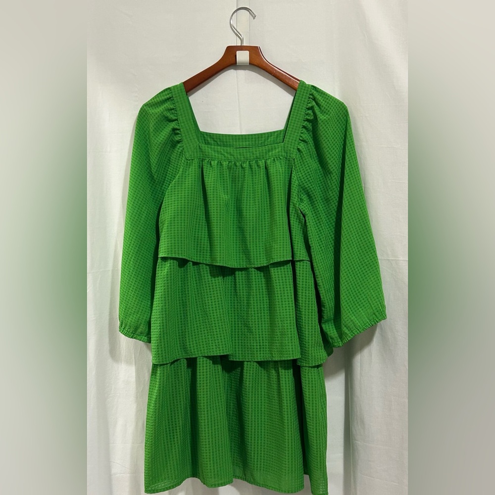 Who What Wear - Vibrant Green Layered Dress